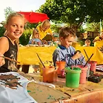 Aparthotel Sonnberg 4*
