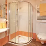 Sonnberg アパートホテル 4*