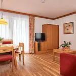 Sonnberg Aparthotel 4*