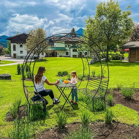 アパートホテル Sonnberg フラッハウ